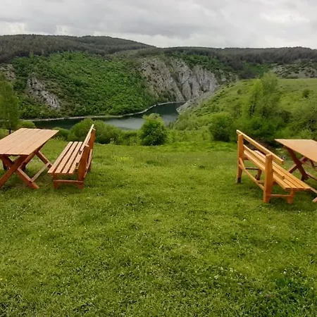 Biserna Dolina Uvac Casă la țară *